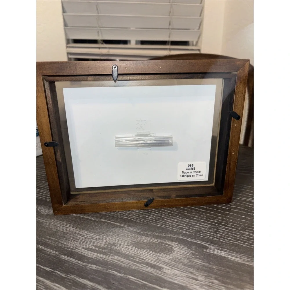 Bombay Floating Frame 6x8 -5x7‎ New